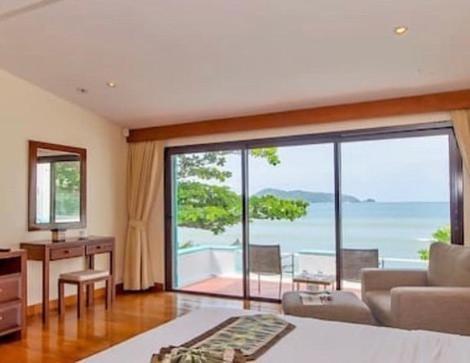 Goodwill Beach House Patong Exterior photo